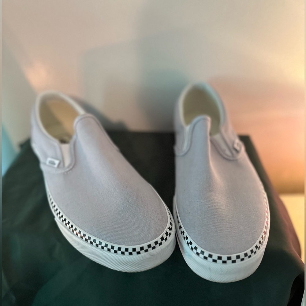 Vans slip on